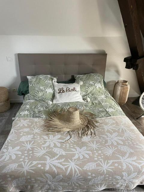 Le Bali Lägenhet Besançon Exteriör bild